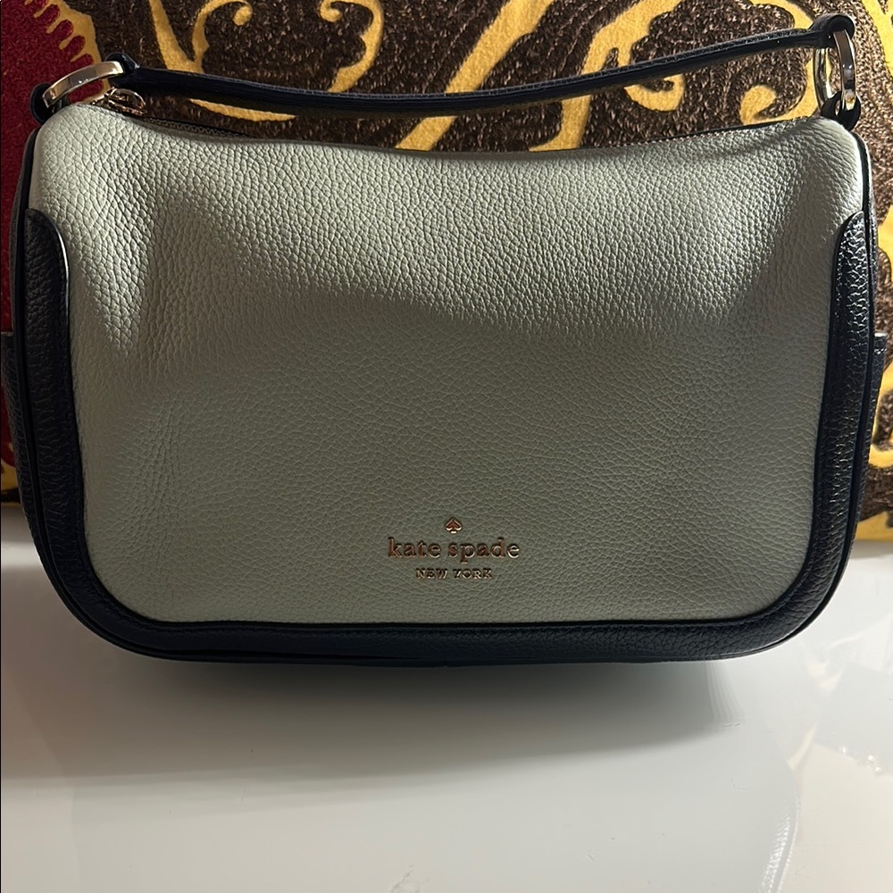 Kate Spade Cream and Black Shoulder Bag